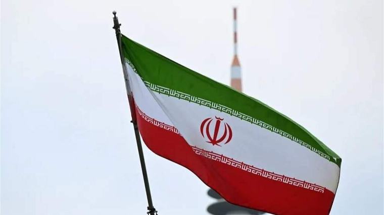 إيران ترفع أسعار الوقود.. الضعف لكبار المستهلكين
