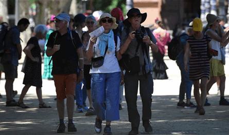 بين حزيران وآب.. أكثر من 5000 حالة وفاة بسبب الحر في أسبانيا
